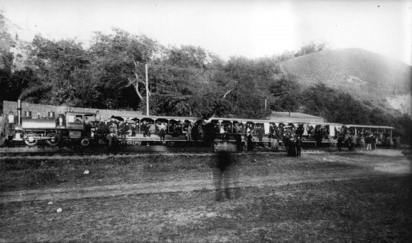 Steam railroad to Riverside Park